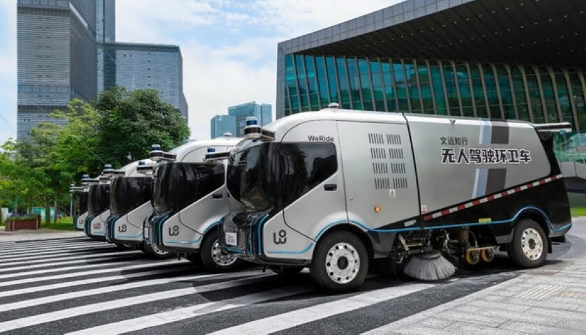 self-driving Robosweeper WeRide